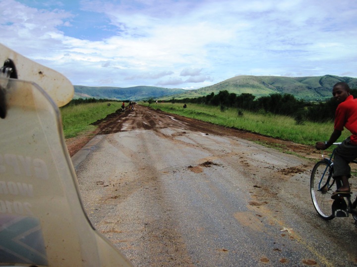 Allo, allo, allo.... Somebody's taken the road....