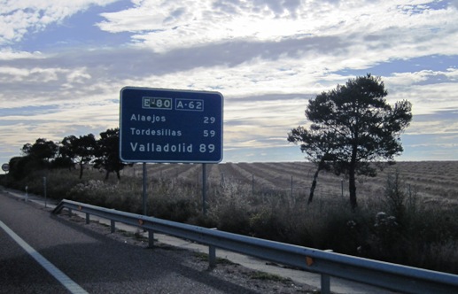 Early morning finds us out on the highway, heading for Valladolid...