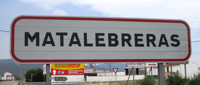 I stopped at this tongue twister to have a bite to eat...