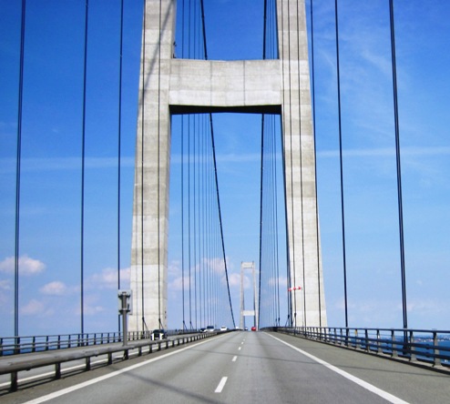 14. Took this photo seconds before I fought the wind-induced mother of all wobbles... Got the Big Fella straightened up on the white line close to the solid looking barrier on the left...