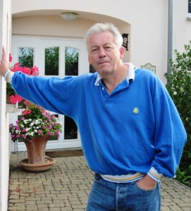 My good freind Simon Baker steadies himself after a prolonged goodbye meeting the night before...