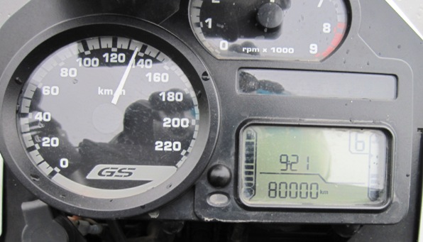 4. Big Fella celebrates his 80th... The speedo must have been stuck... Surely I wasn't taking pics at 140 kmh...!!