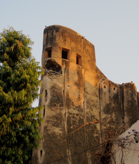 1. This old fort can be viewed while you have your breakfast at the hotel...