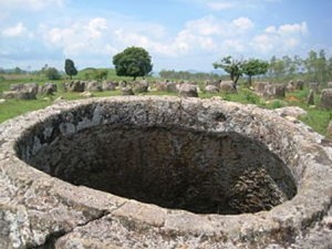 300px-PlainOfJarsView2