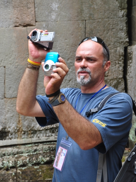 14. Confirmation that men can multi-task...!!