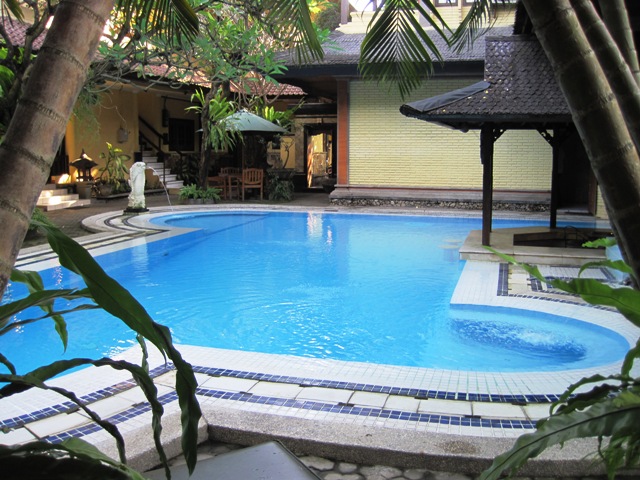 4. Within minutes of my arrival, I was making good use of the pool...