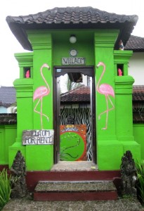 11. Oddballs abound in Ubud, and the owner of this house no doubt falls into that category...!!