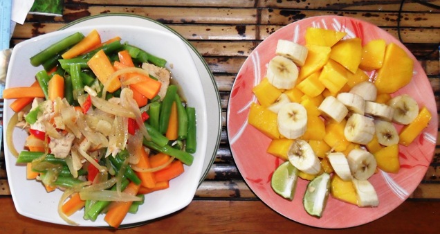 22. Agung prepares a healthy lunch for me, mindful of Patti's instructions not to let me eat any junk food...!!