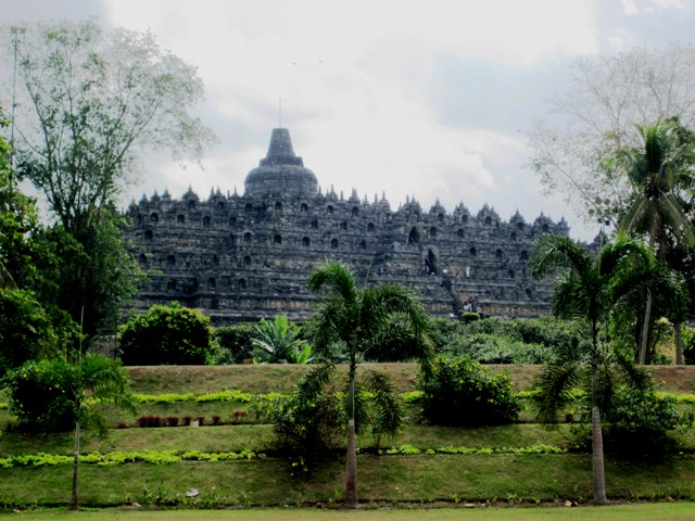 5. From the gardens of the hotel, we got our first view of the temple we had come to see...