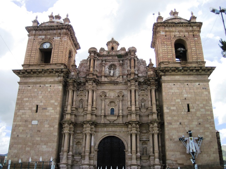 5. Another grand old church, this one in the village of Ayaviri...