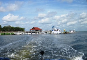 Leaving the dock at Hampton River Marina, en route to Little St. Simon's.