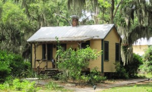 The little house that Mimi once stayed in while she worked on the island.