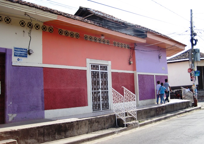 19. I was still intrigued by the colour schemes....!! You gotta love it...!!