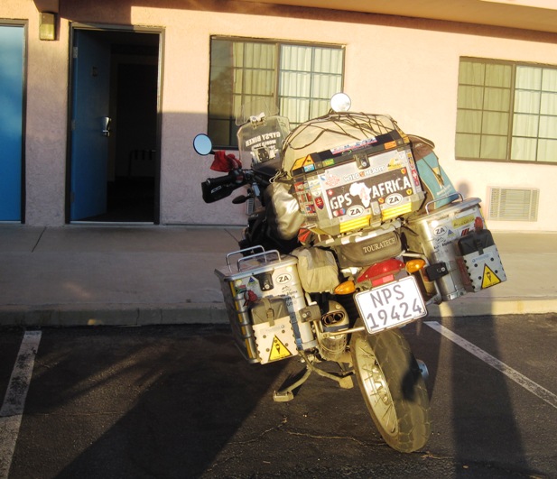6. After a long and very hot day, we finally came to rest at the Travel Inn on the Benson Highway outside Tuscon... No comments on the state of the reat tyre are necessary, thank you...!!