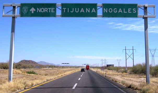 9. Knowing that the border was not too far ahead, had me grinning into my helmet, but I would be entering the USA through neither of these two points...